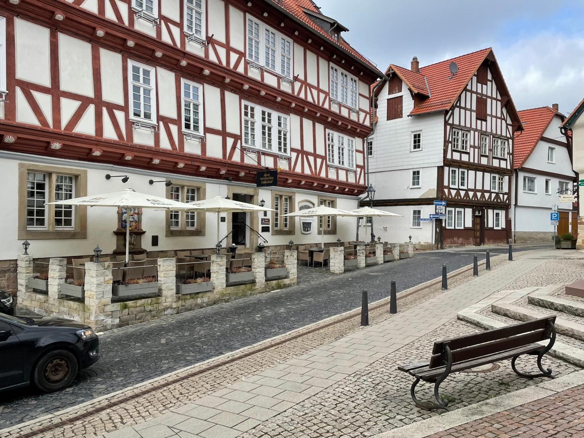 Altes Rathaus Hotel-Restaurant-Cafe Wolfhagen ภายนอก รูปภาพ