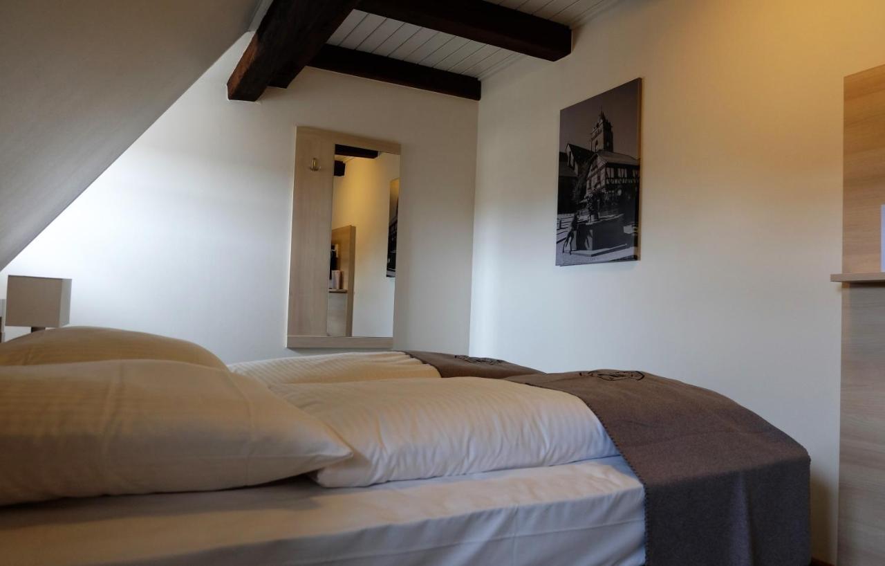 Altes Rathaus Hotel-Restaurant-Cafe Wolfhagen ภายนอก รูปภาพ