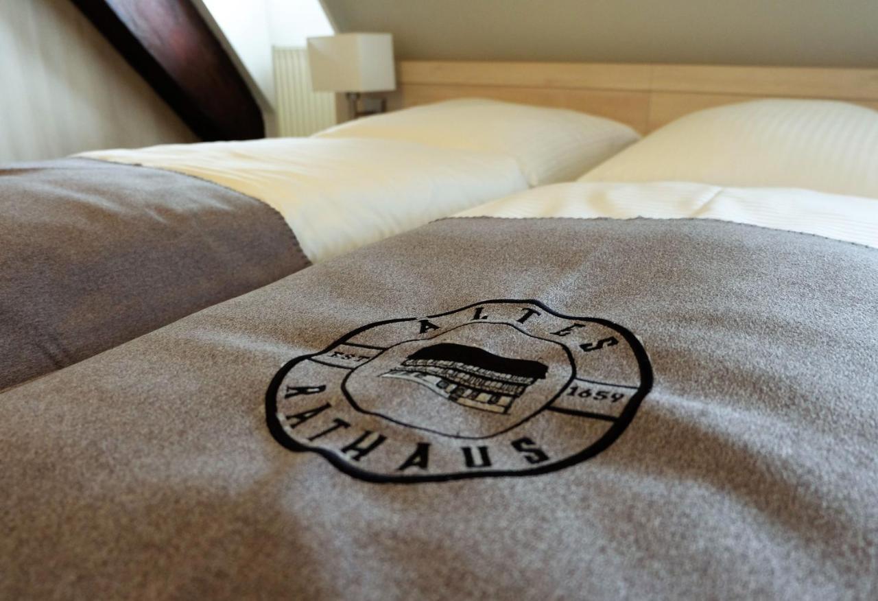 Altes Rathaus Hotel-Restaurant-Cafe Wolfhagen ภายนอก รูปภาพ